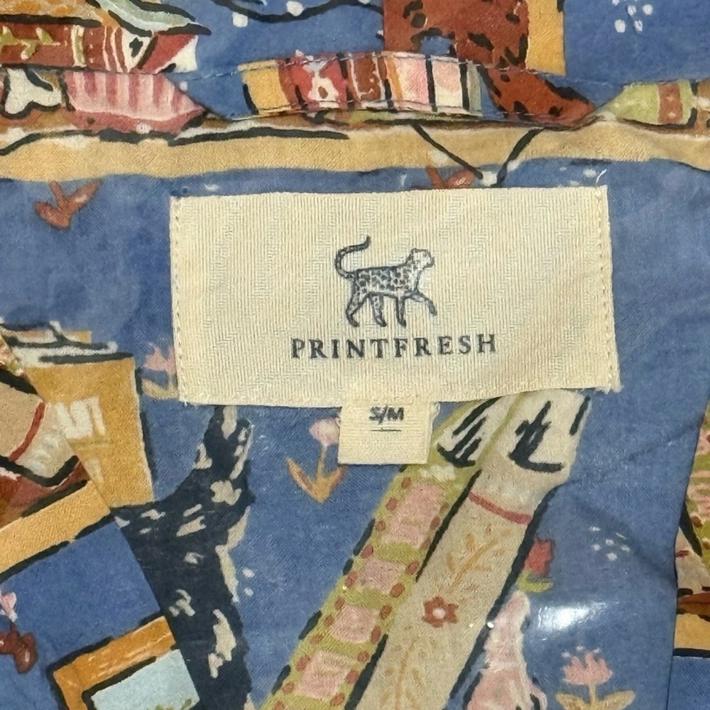 *SOLD* PRINTFRESH Downton Abbey Inspired Robe in Unleashed Stories Size S/M - Picture 4 of 4